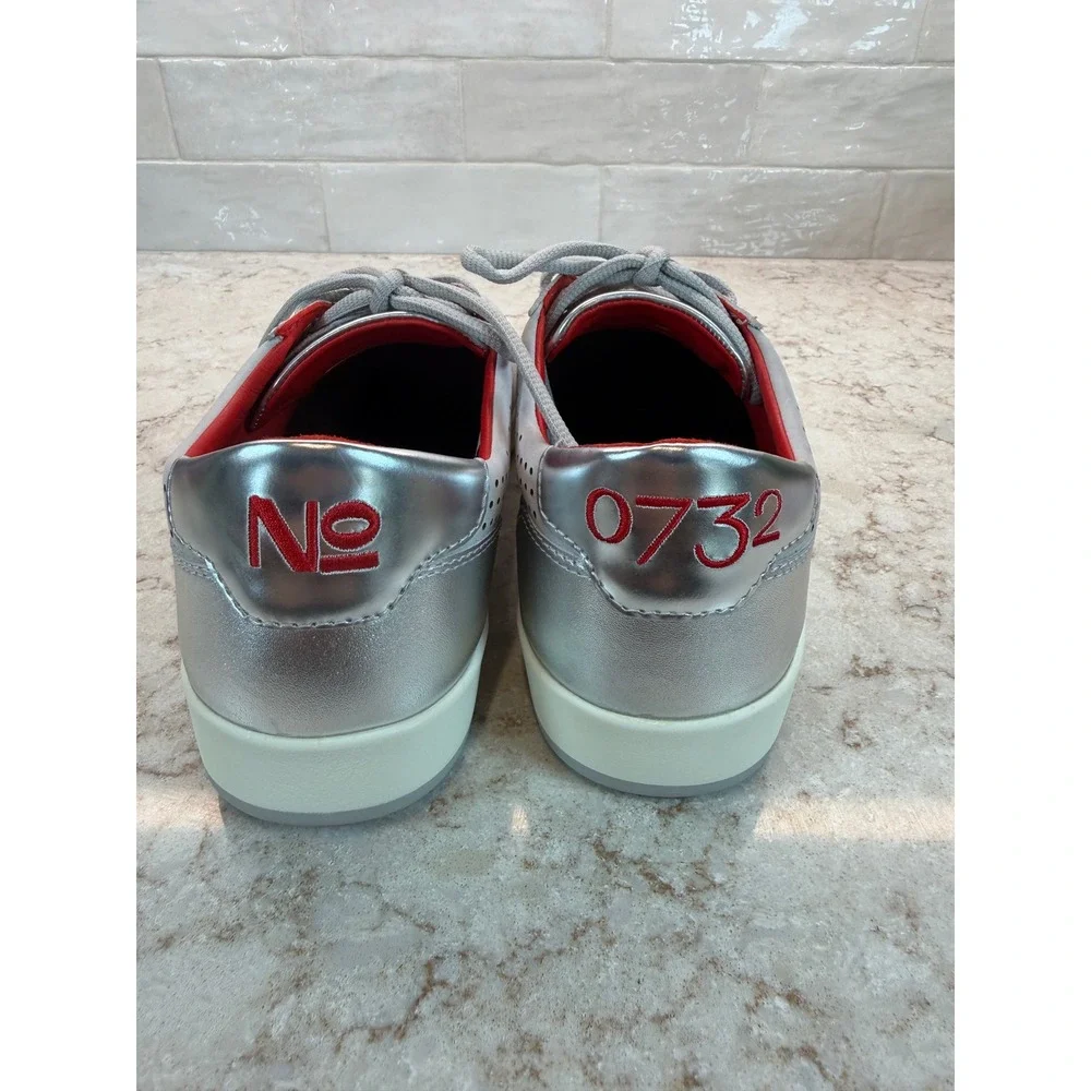 Novella 0732 Silver Grey Low Top Sneakers Mens 9 Womens 10.5 EU 42.5